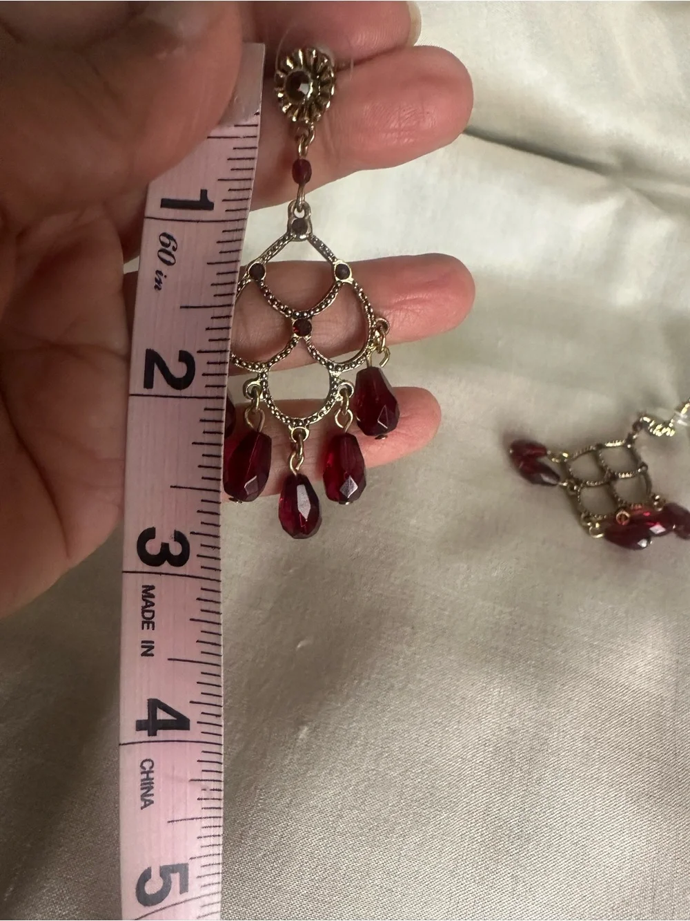 Vintage gold-tone dangle drop chandelier Earrings with maroon beads